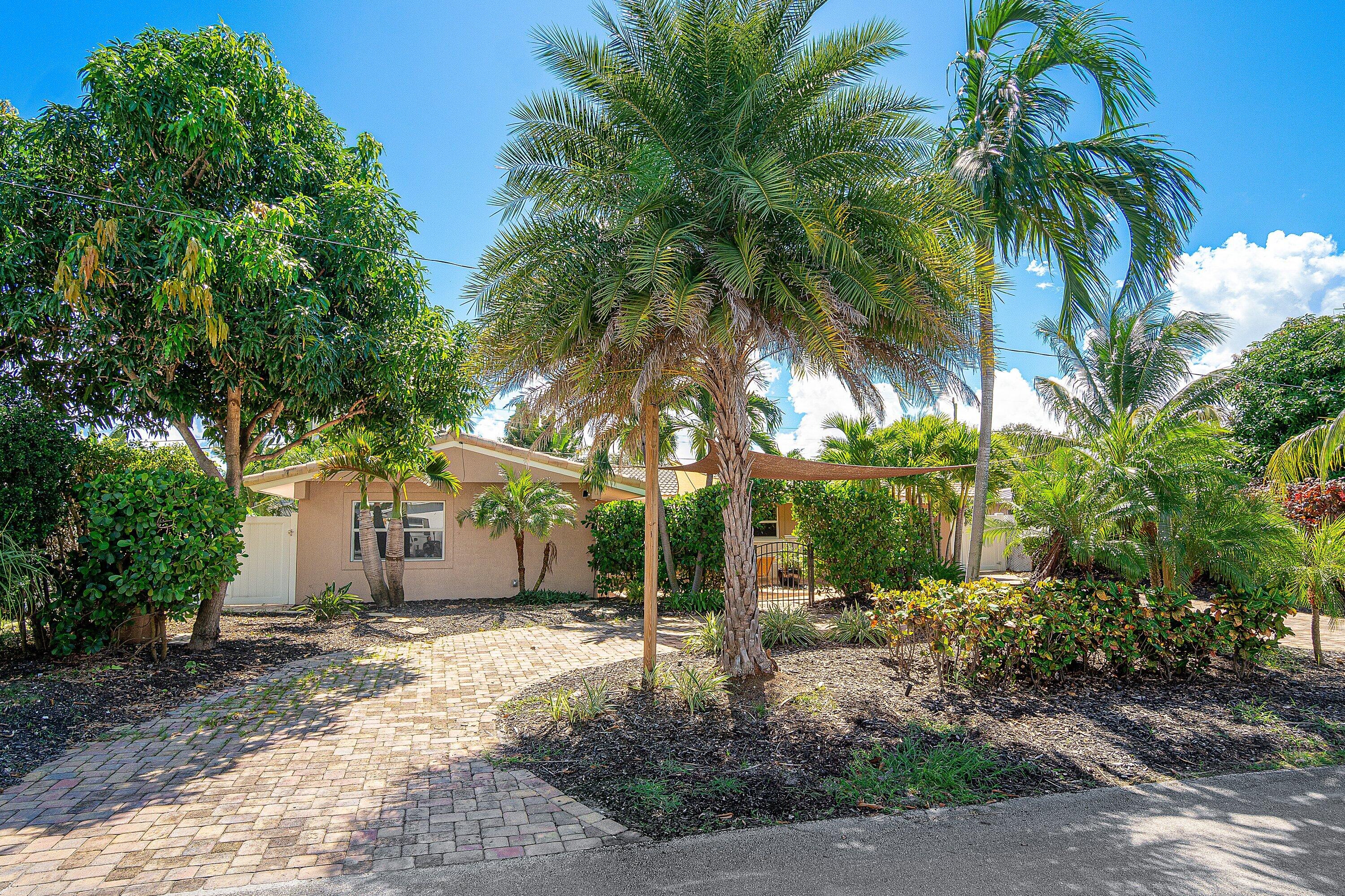 1616 SE 4TH Street