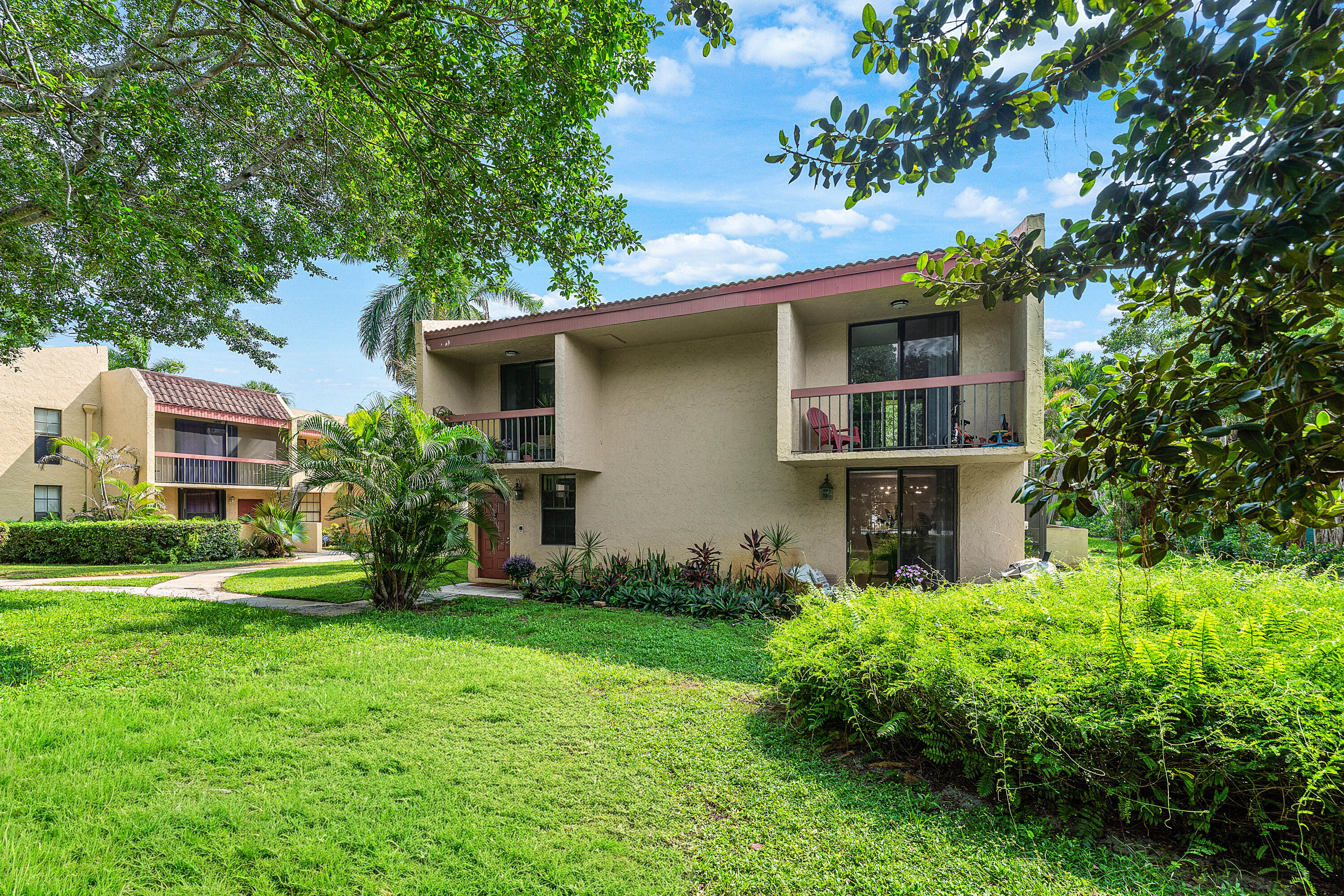 781 SE 1st Way
