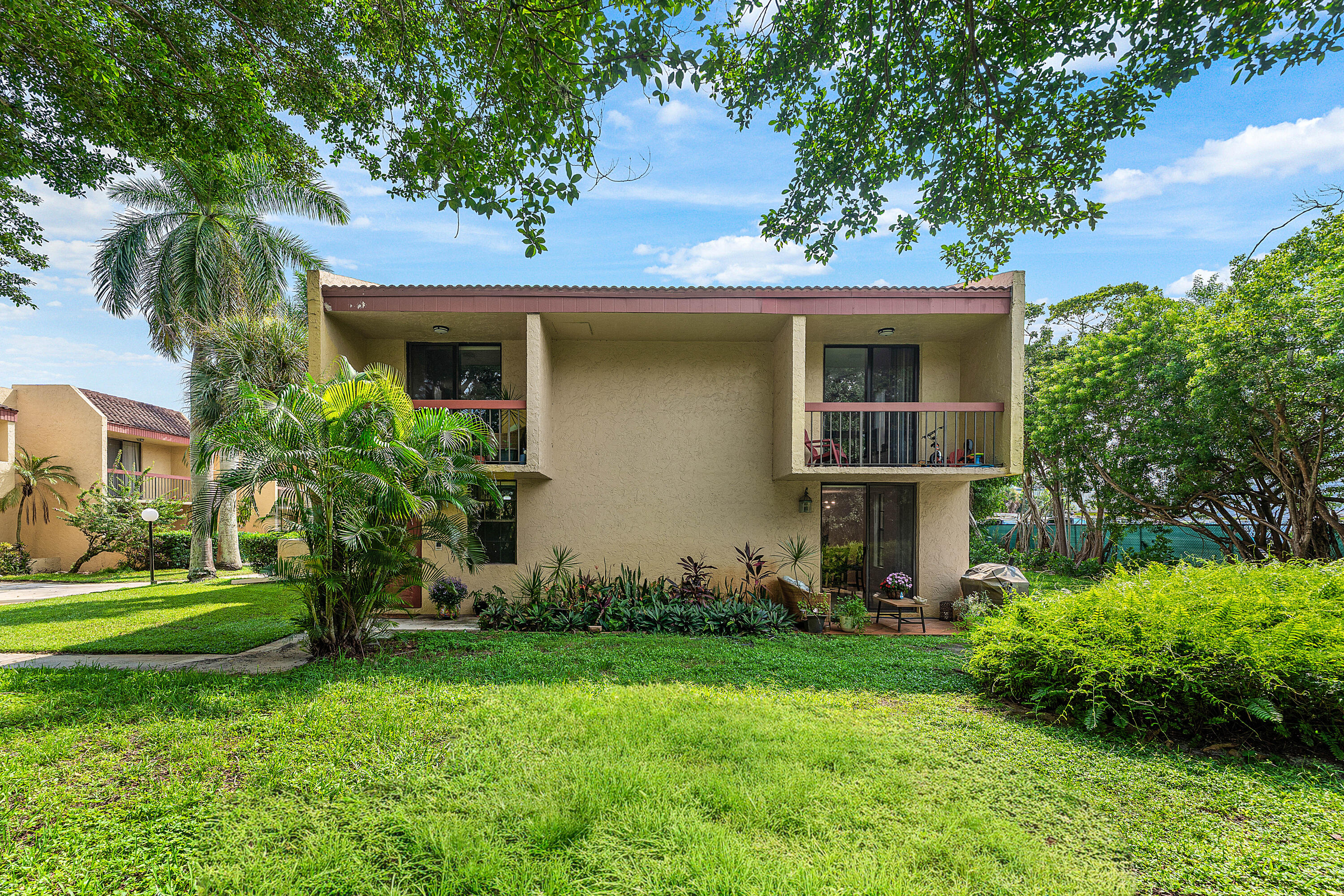 781 SE 1st Way