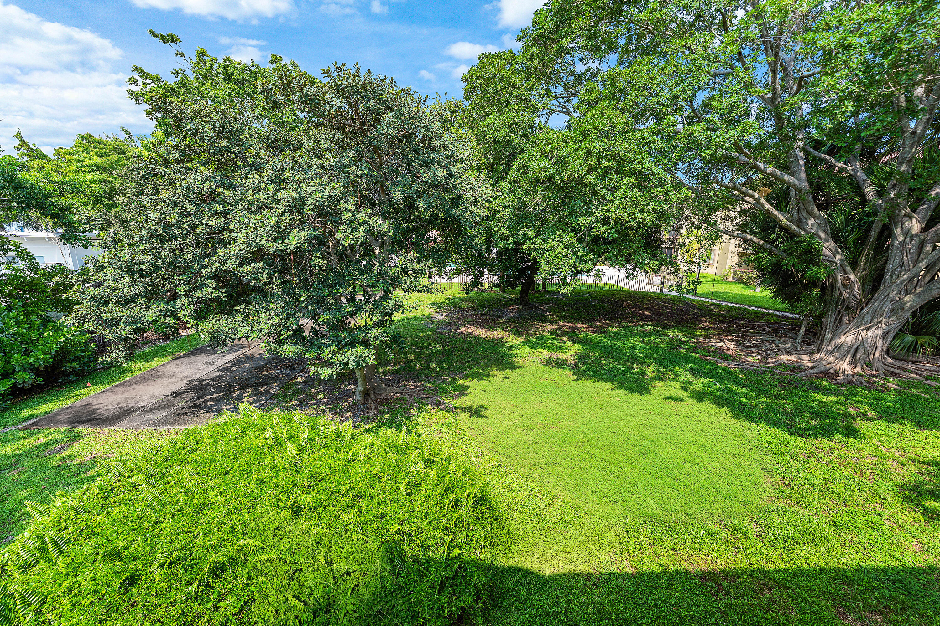 781 SE 1st Way