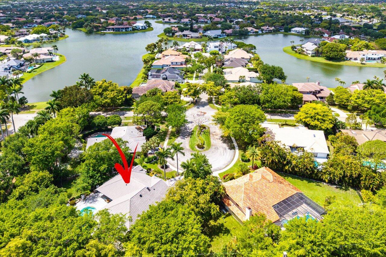 3010 Hampton Circle