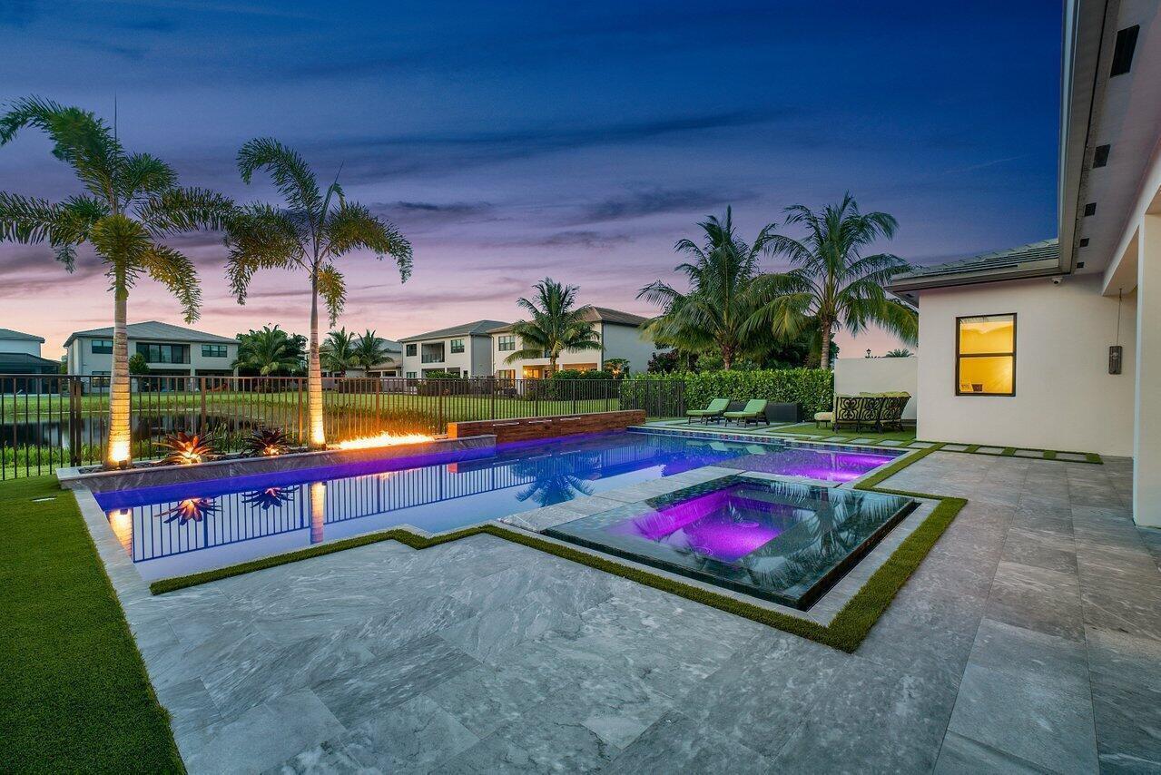 17166 WANDERING WAVE Avenue