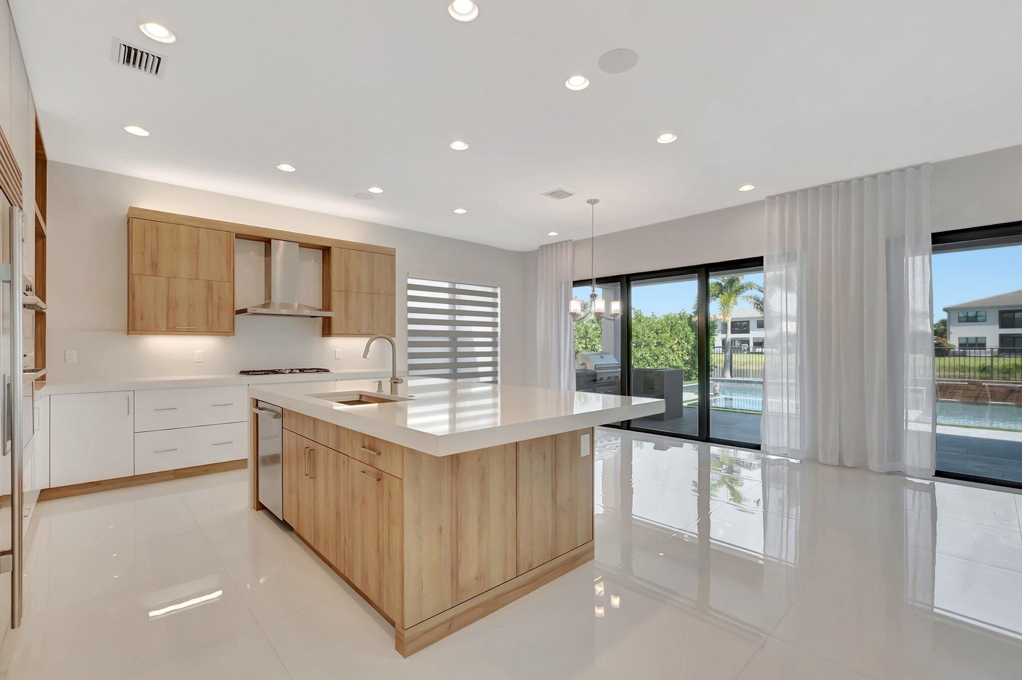 17166 WANDERING WAVE Avenue