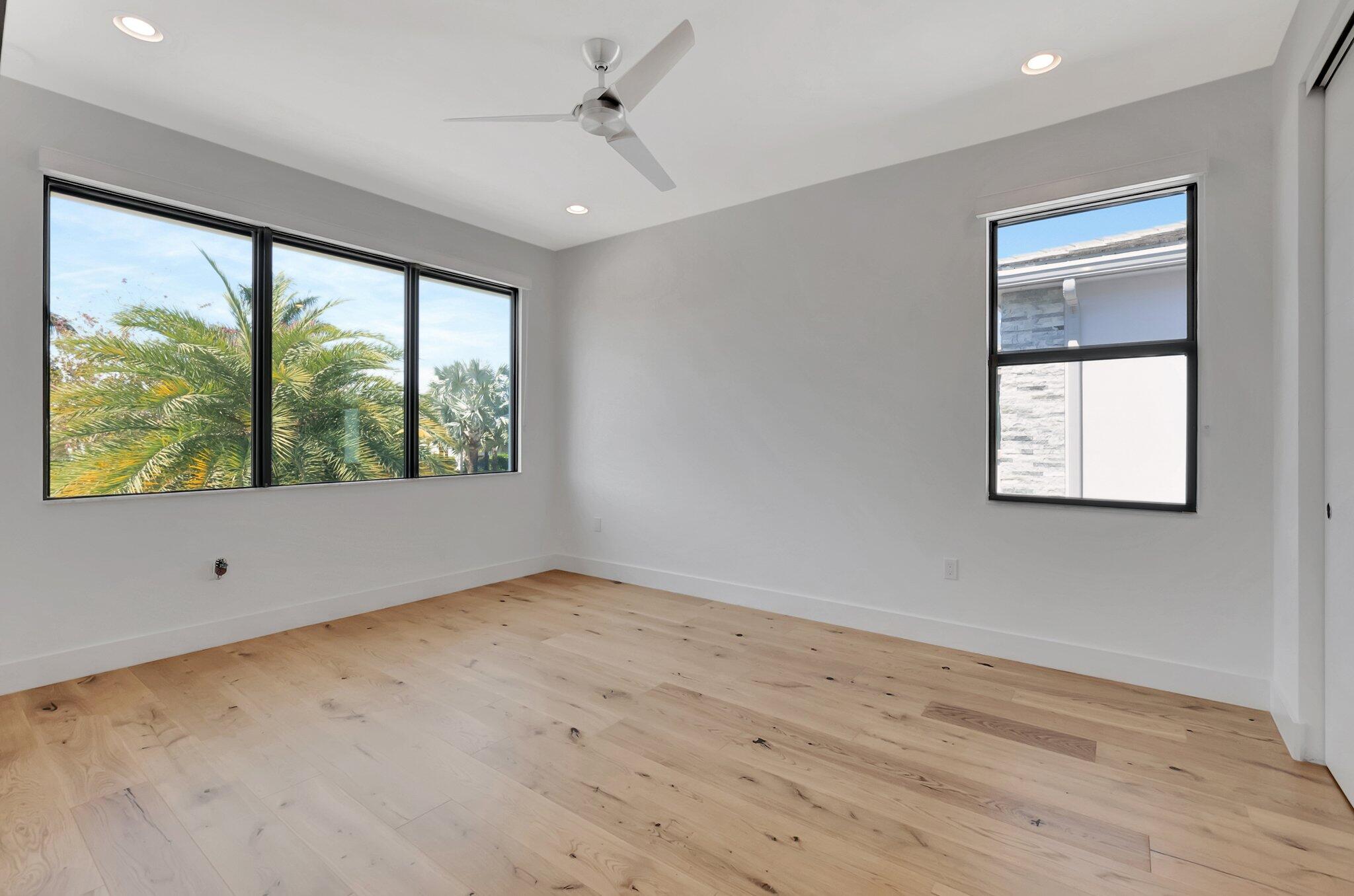 17166 WANDERING WAVE Avenue
