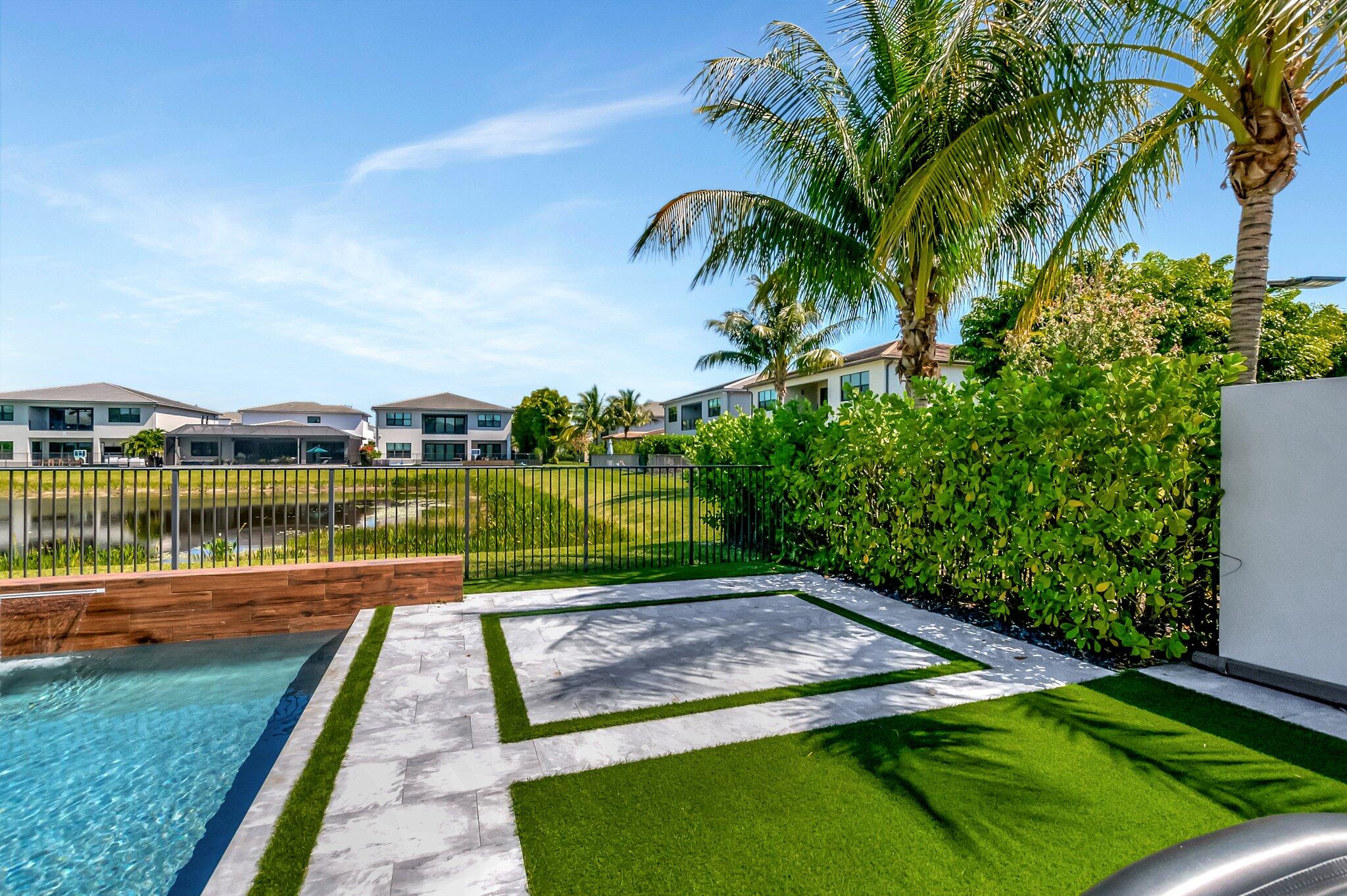 17166 WANDERING WAVE Avenue