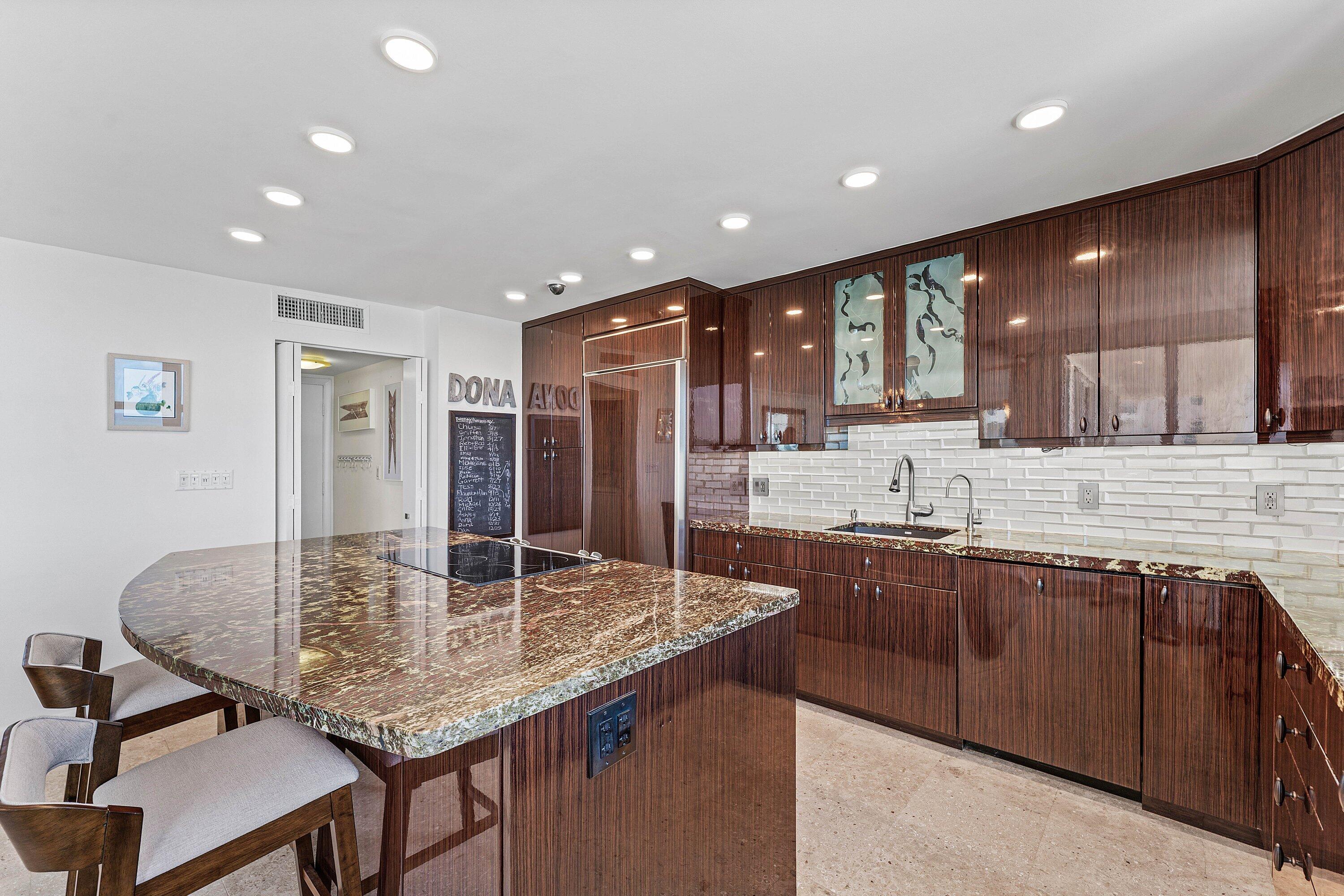 2000 S OCEAN Boulevard 6A