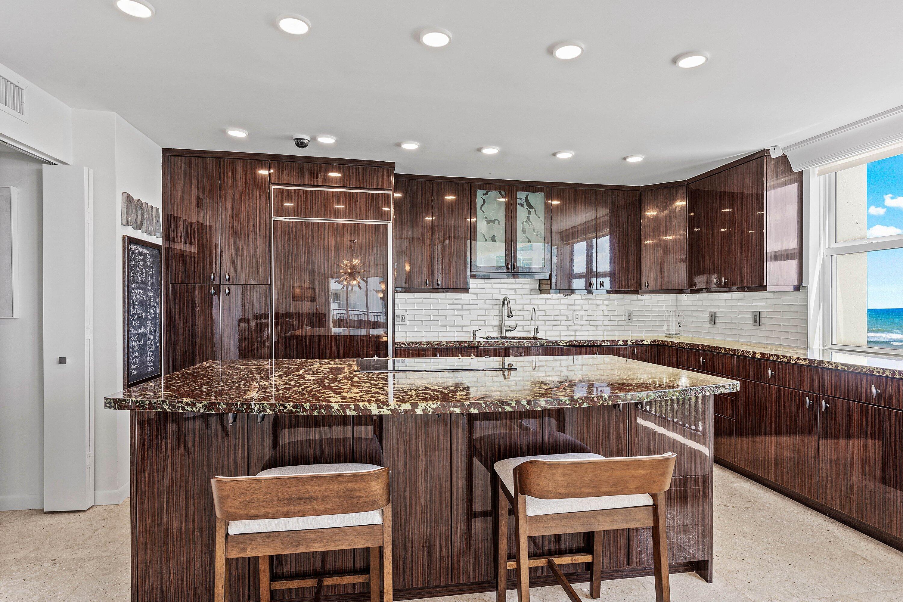 2000 S OCEAN Boulevard 6A