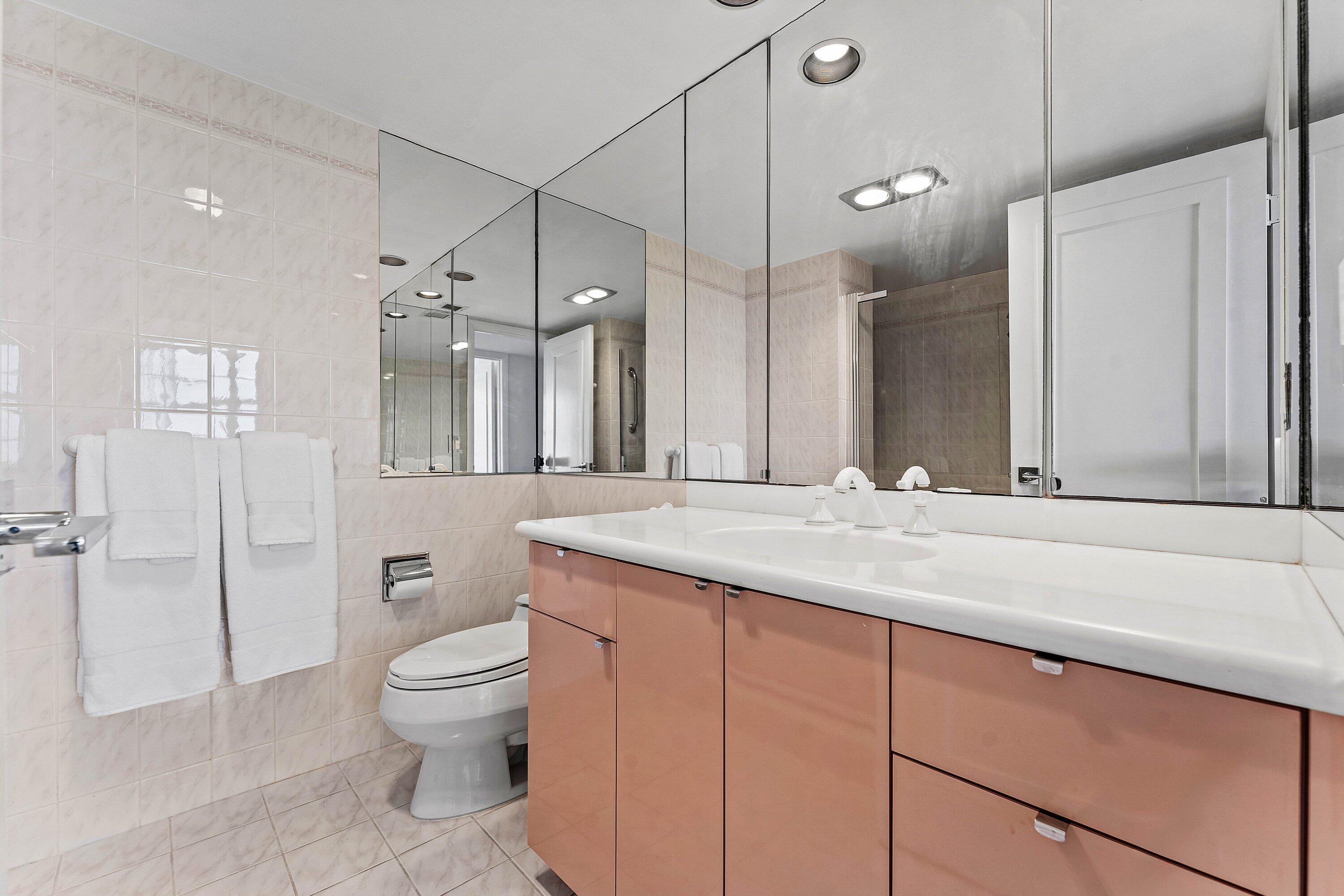 2000 S OCEAN Boulevard 6A