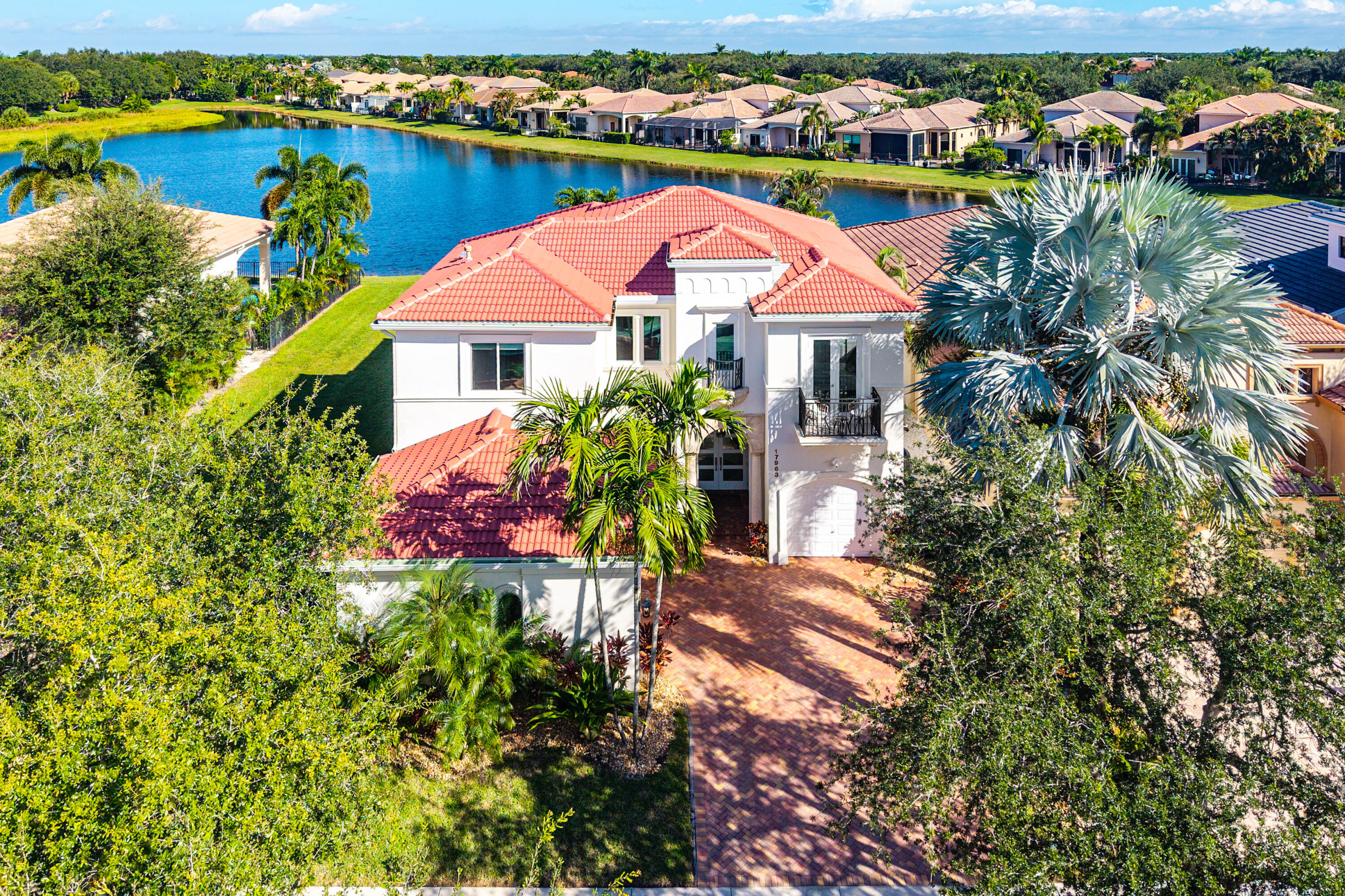 17963 LAKE AZURE Way