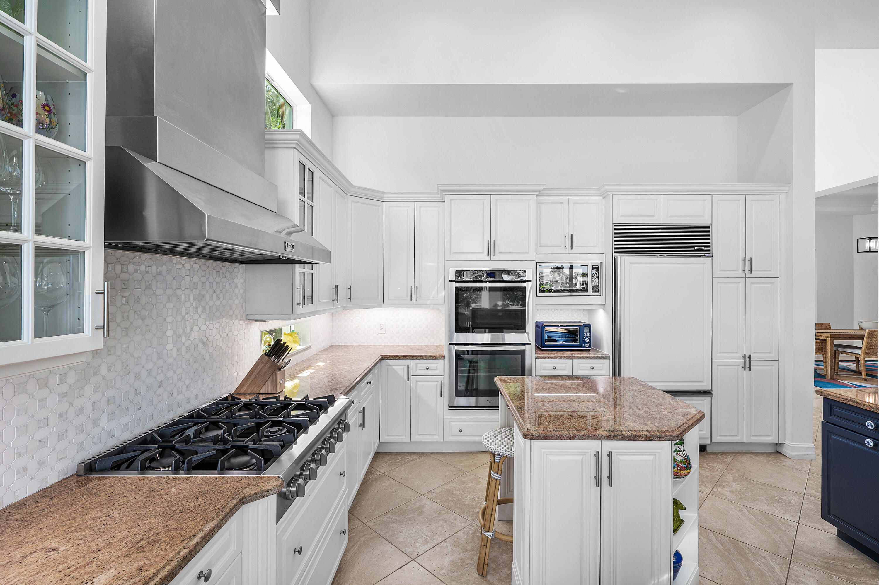 17963 LAKE AZURE Way