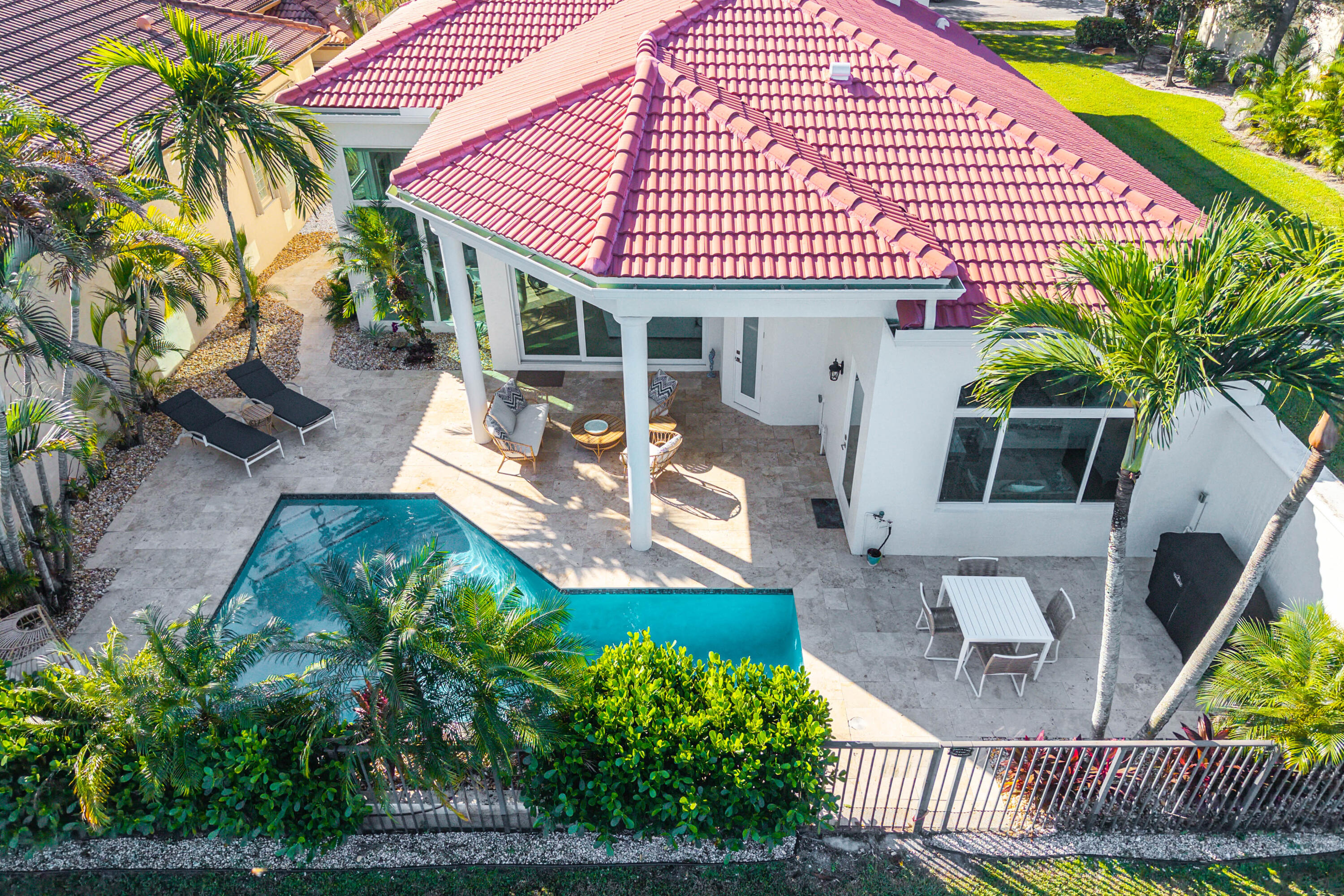 17963 LAKE AZURE Way