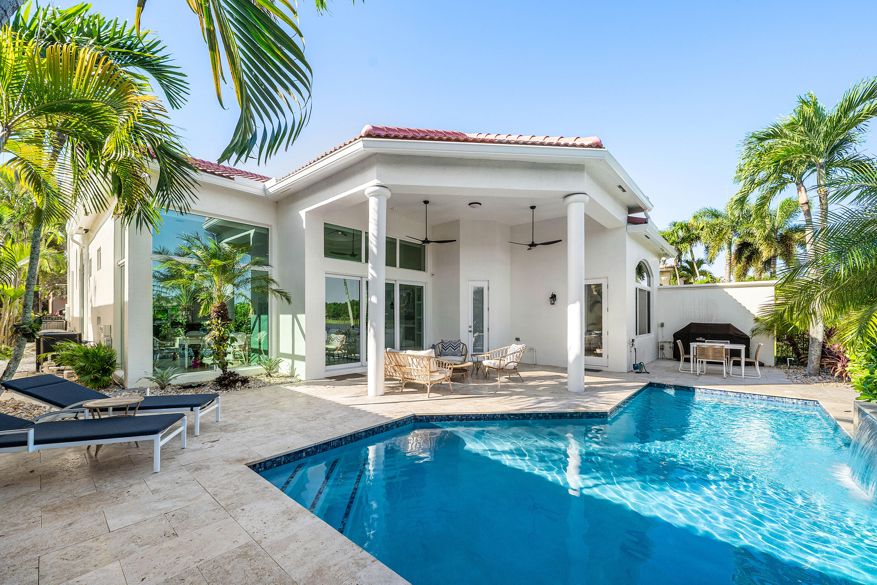 17963 LAKE AZURE Way