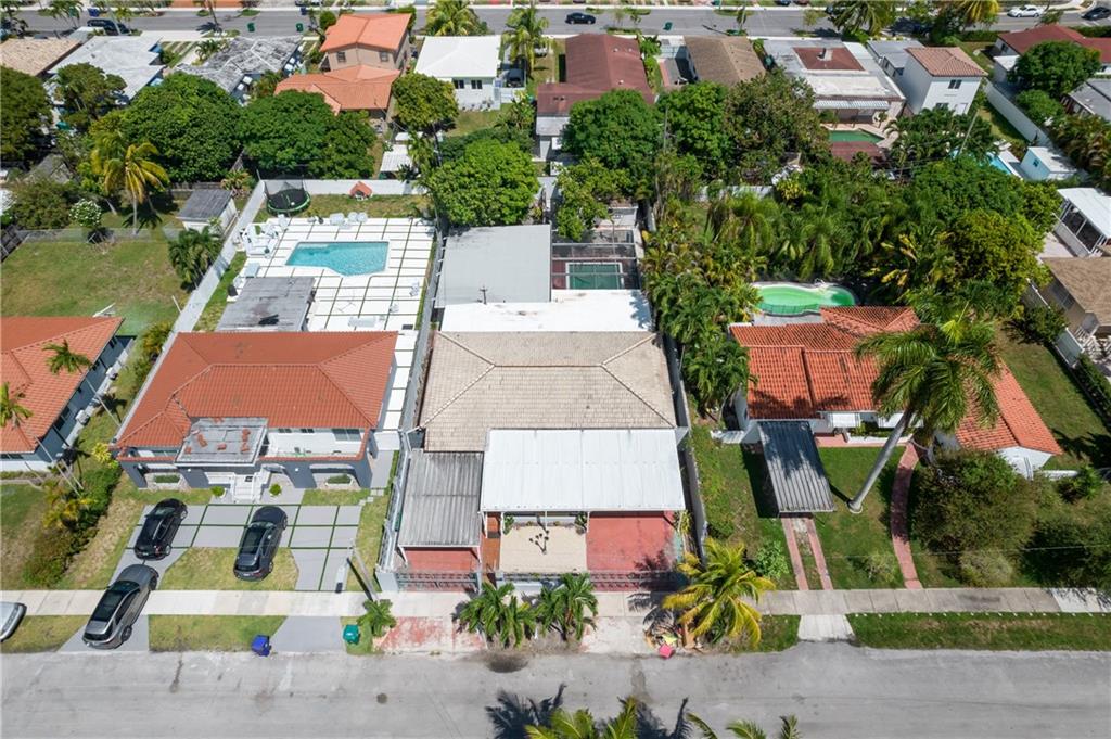 321 SW 30th Ct