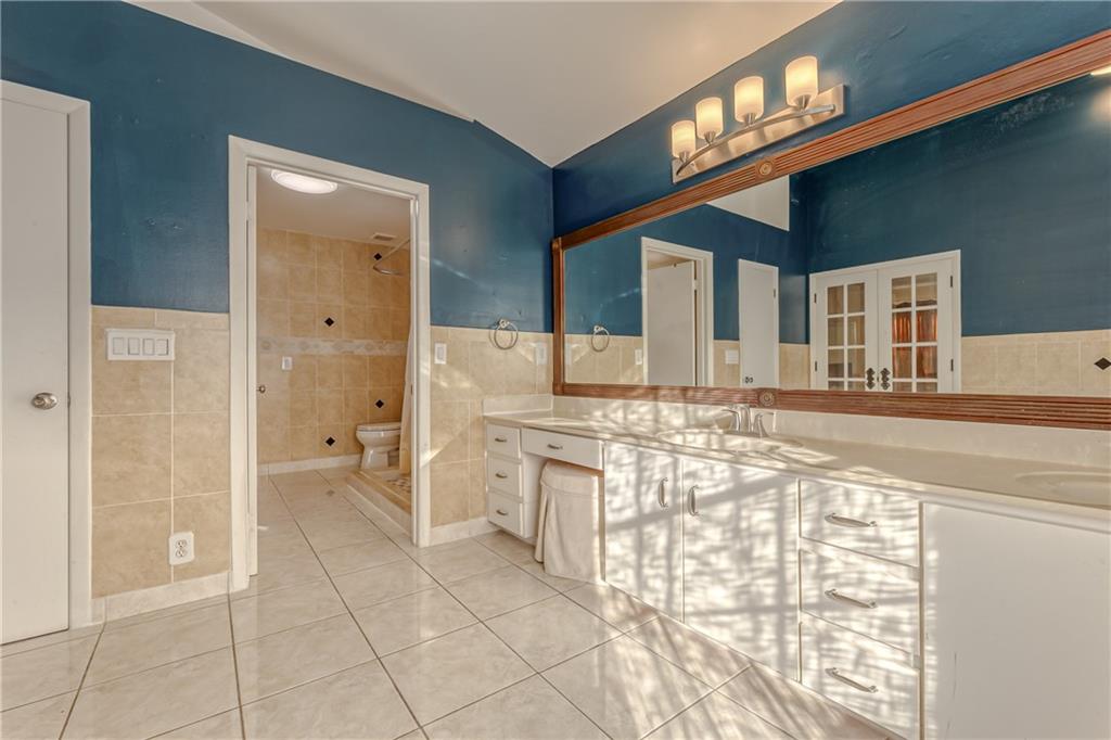 12221 Quilting Lane