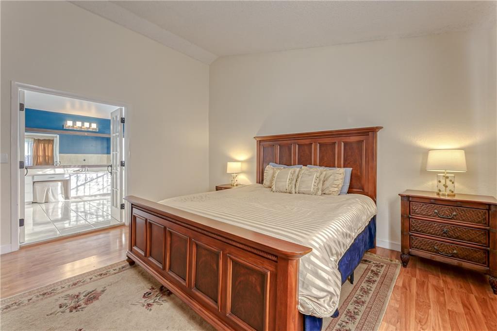 12221 Quilting Lane
