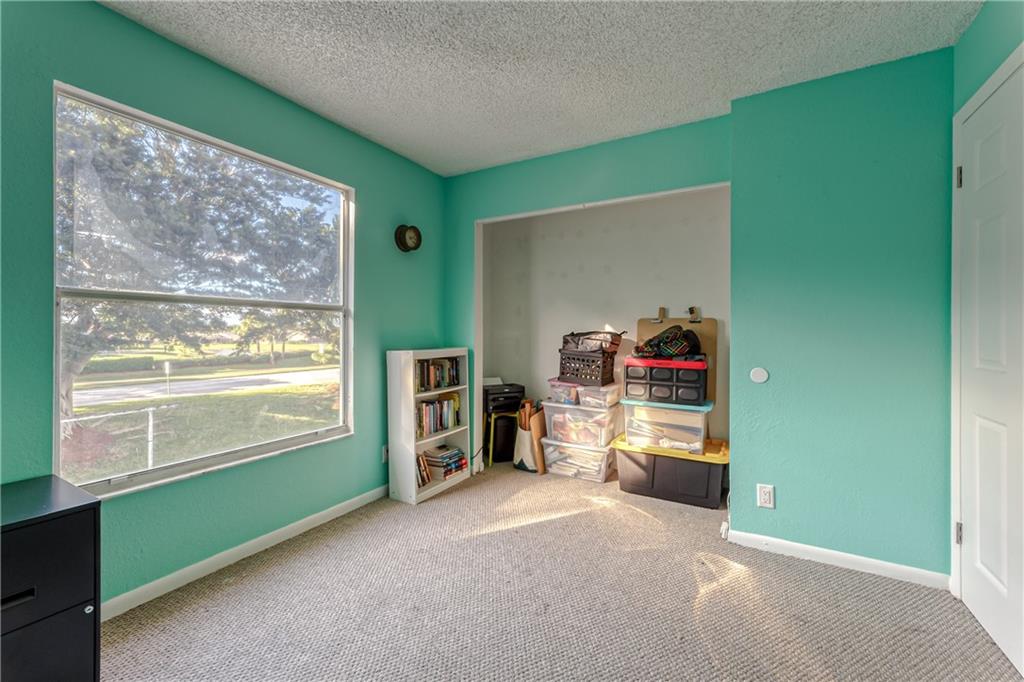 12221 Quilting Lane