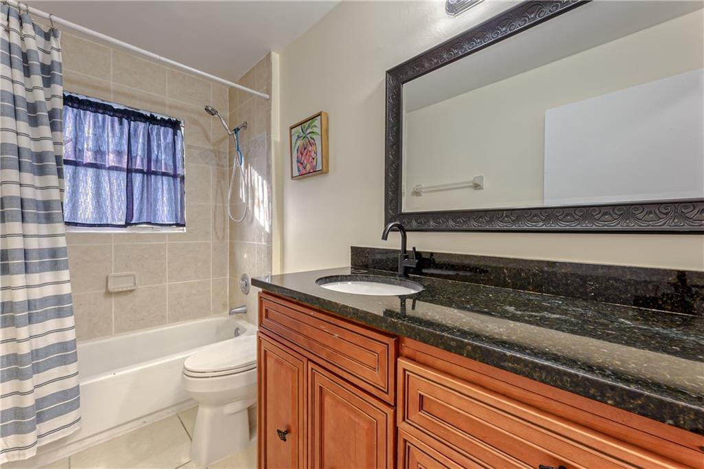 12221 Quilting Lane
