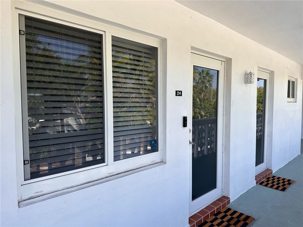 2161 NE 42nd Ct Unit: 214