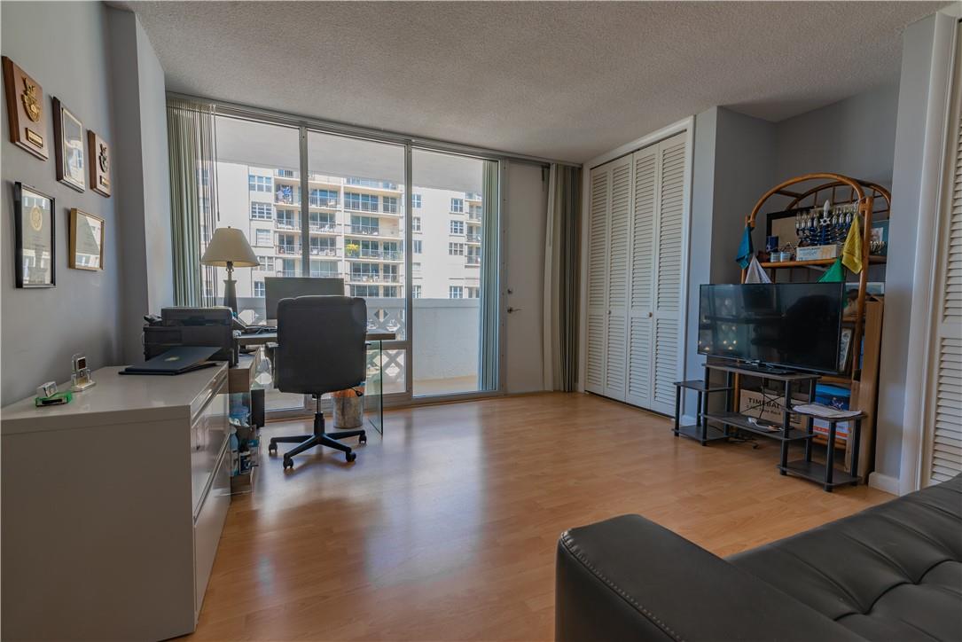 1200 South Ocean Unit: 10F
