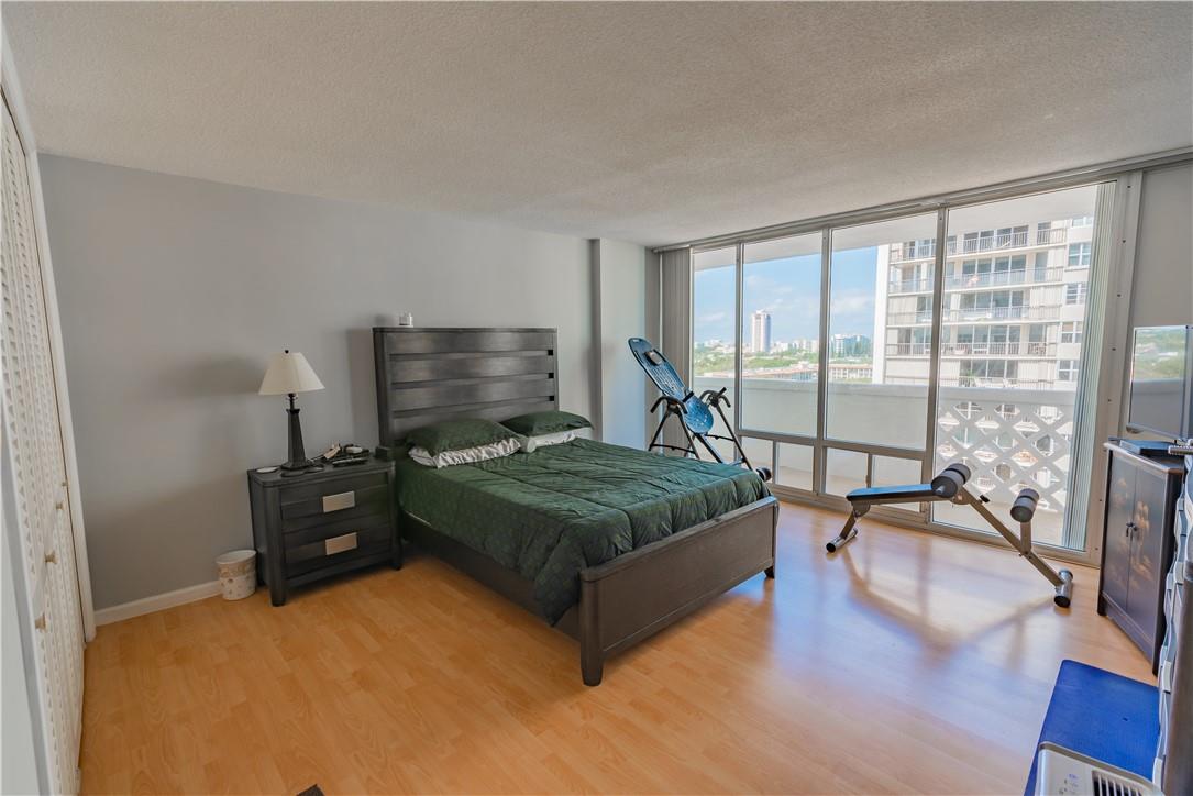 1200 South Ocean Unit: 10F