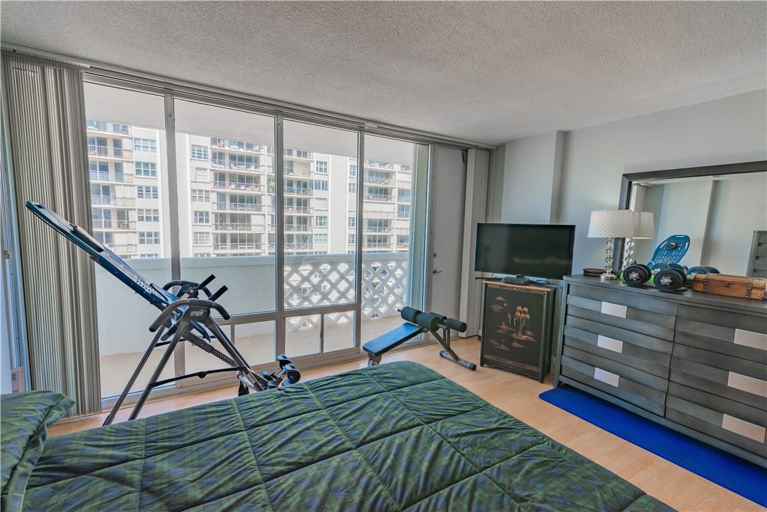 1200 South Ocean Unit: 10F