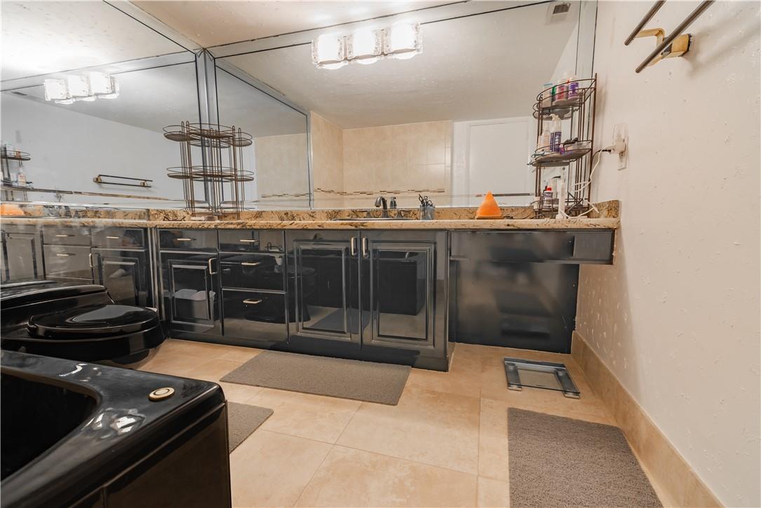 1200 South Ocean Unit: 10F