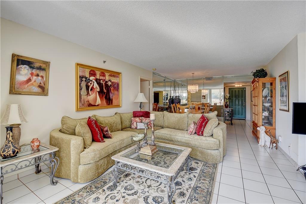 5340 NW 2nd Ave Unit: 1210