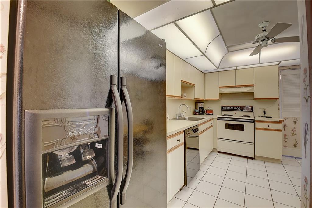 5340 NW 2nd Ave Unit: 1210