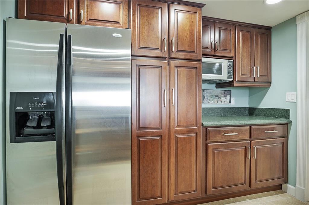 3150 N Palm Aire Dr Unit: 908