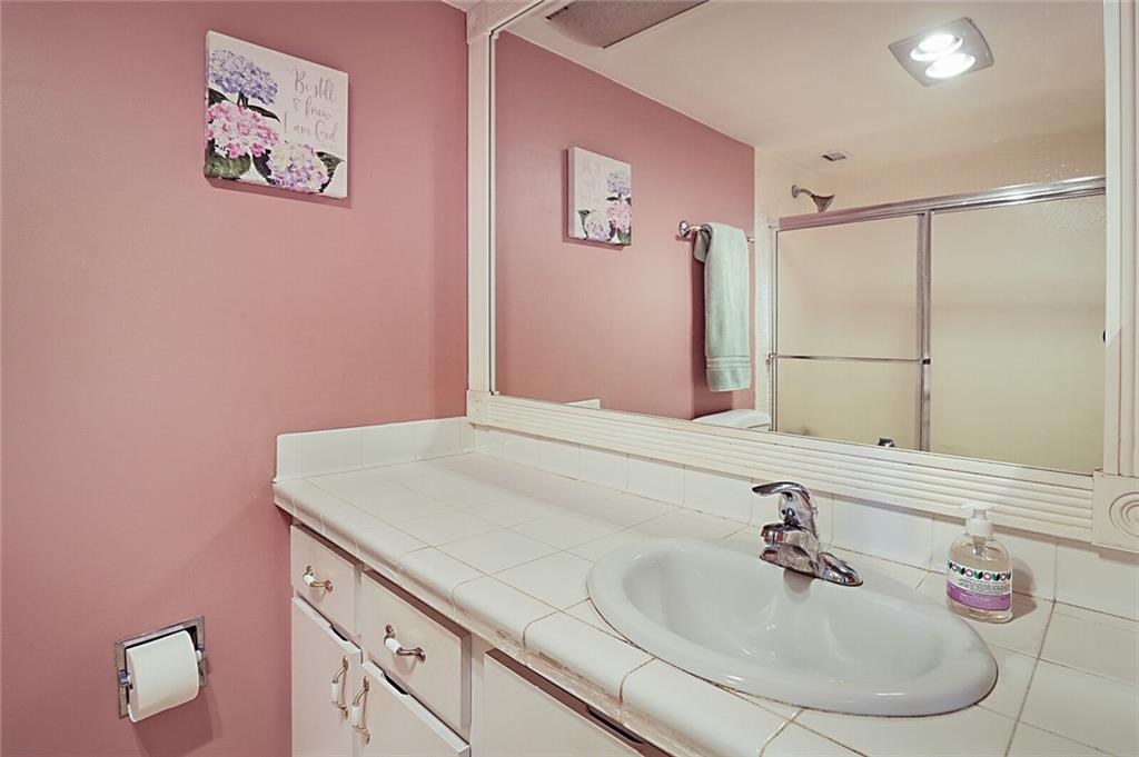 3150 N Palm Aire Dr Unit: 908