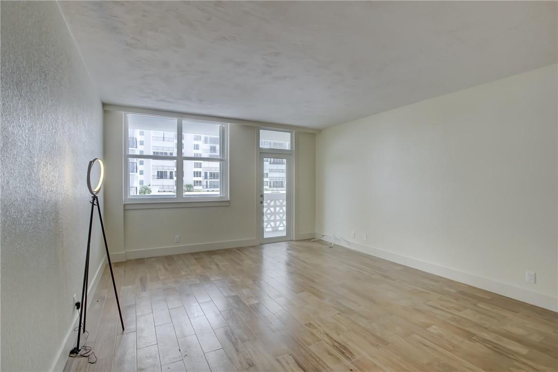 4250 Galt Ocean Dr Unit: 3E
