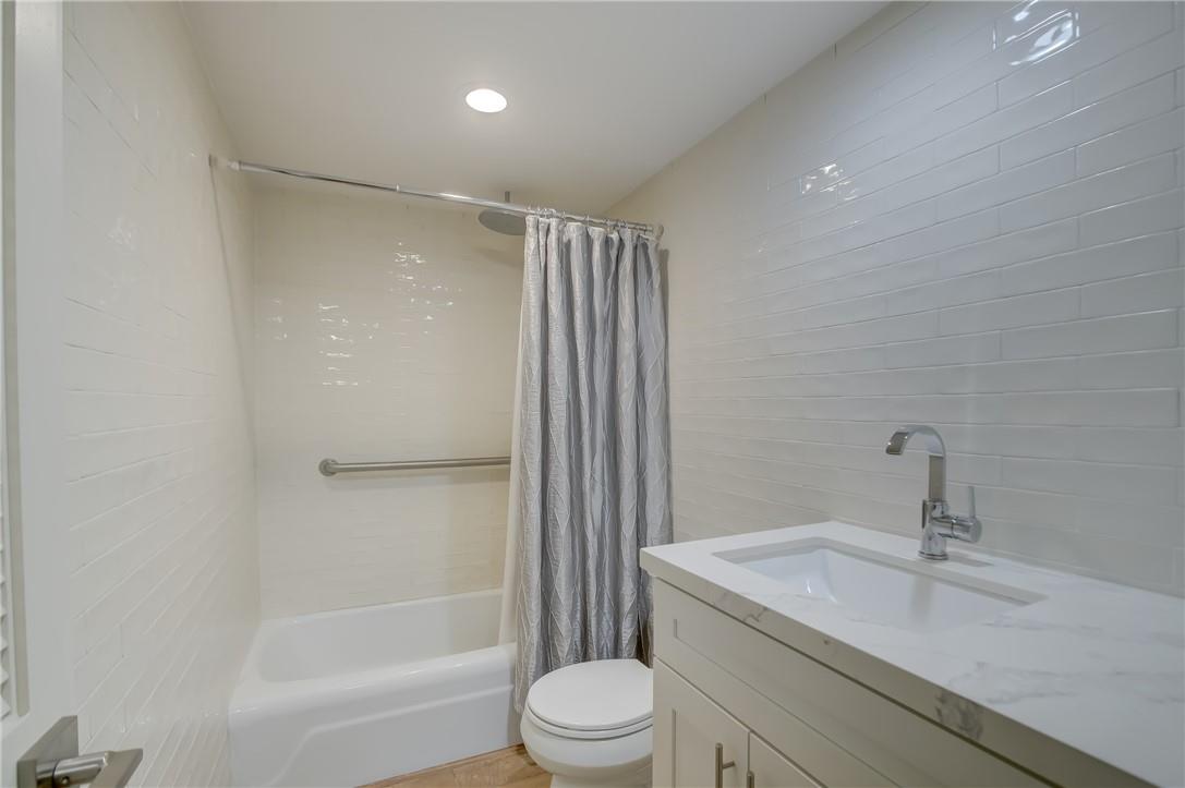 4250 Galt Ocean Dr Unit: 3E