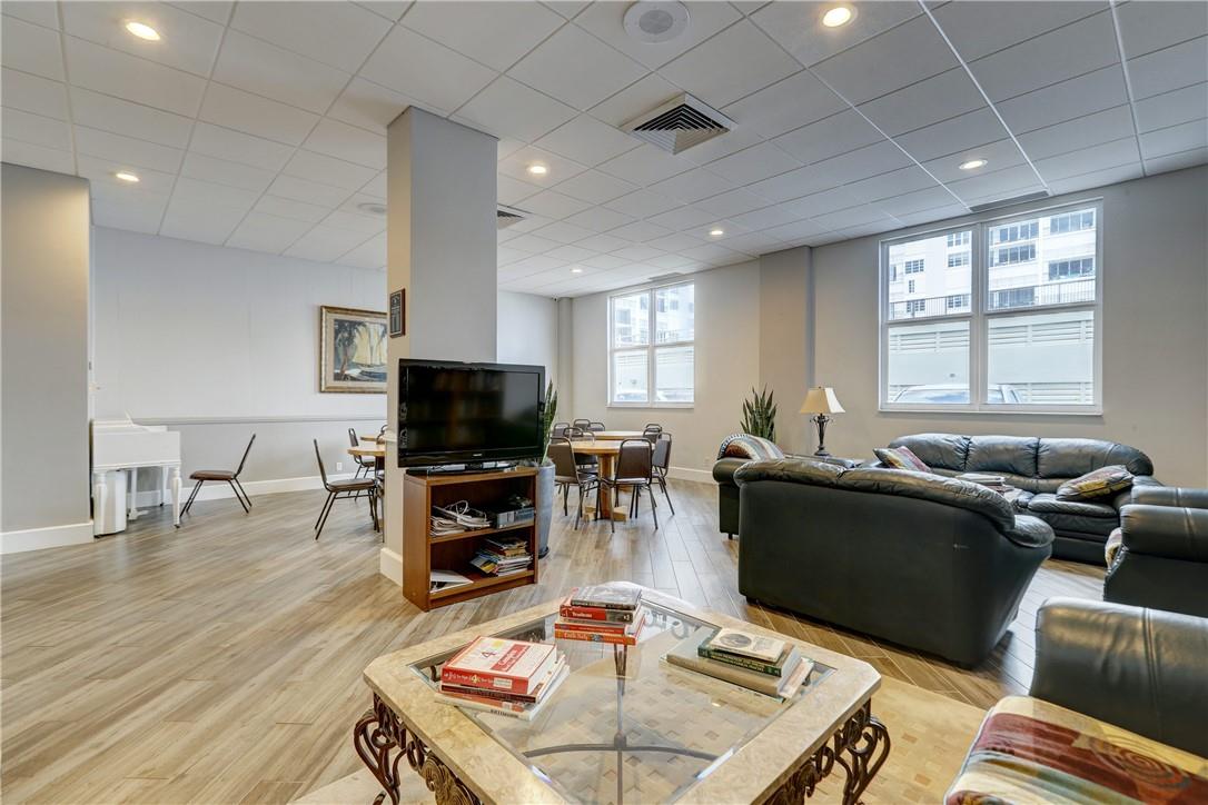 4250 Galt Ocean Dr Unit: 3E
