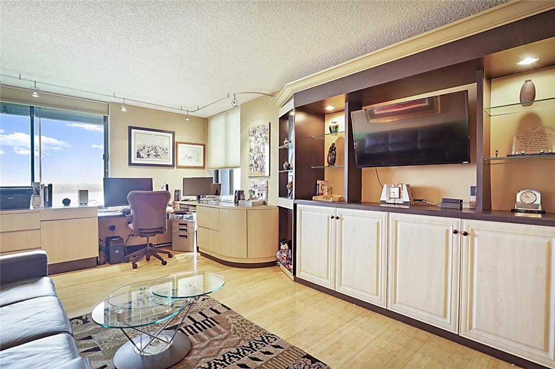 2480 Presidential Way Unit: 1903