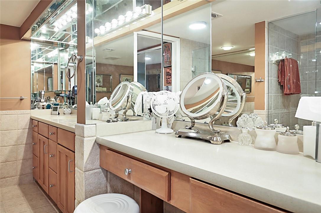 2480 Presidential Way Unit: 1903