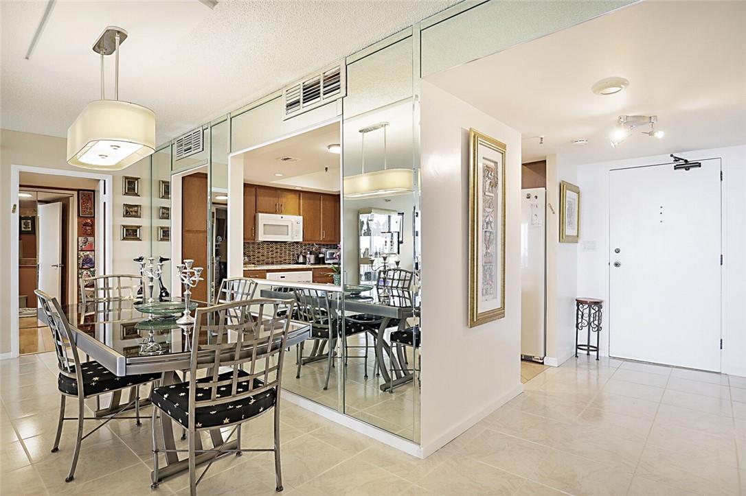 2480 Presidential Way Unit: 1903