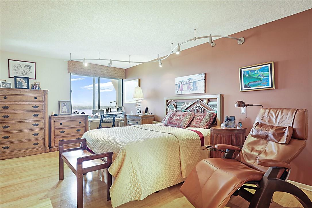 2480 Presidential Way Unit: 1903