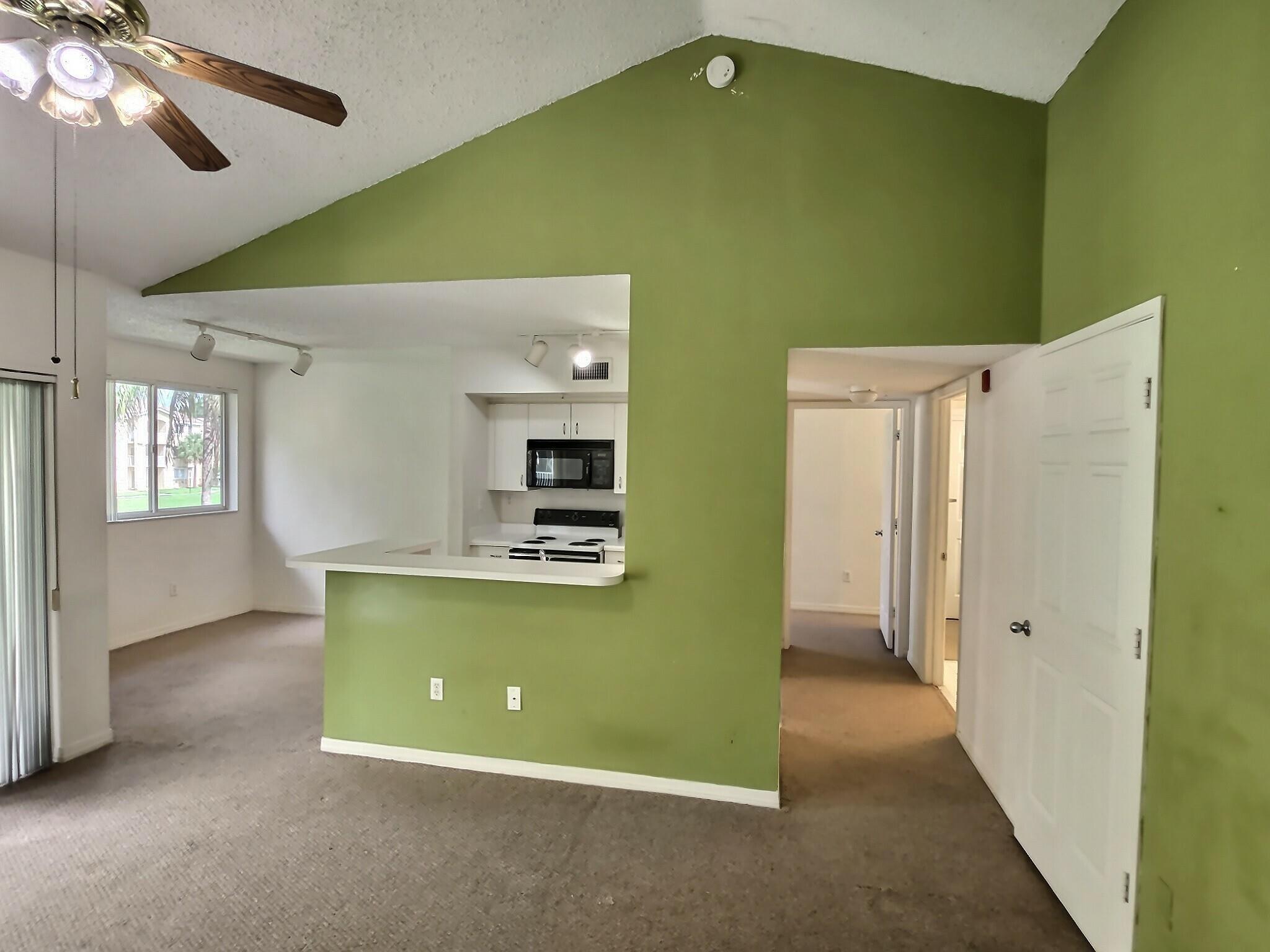 2620 S University Dr Unit: 214