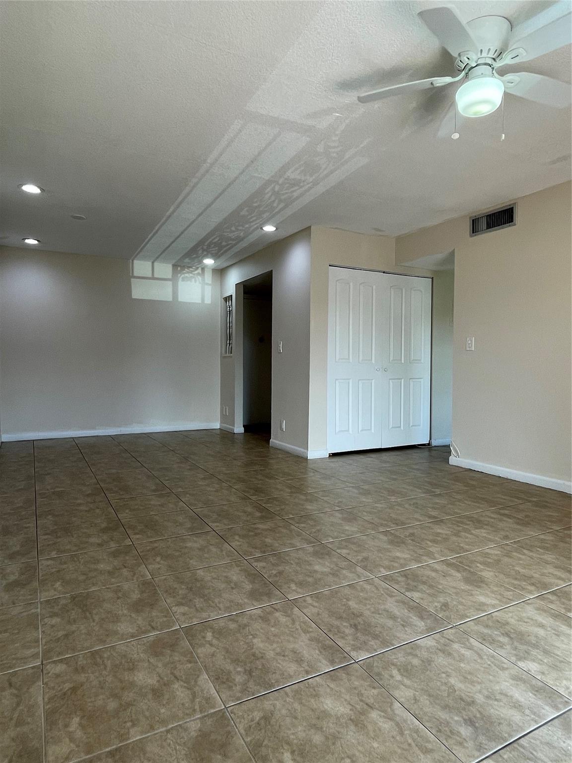 555 SE 8th st Unit: 251