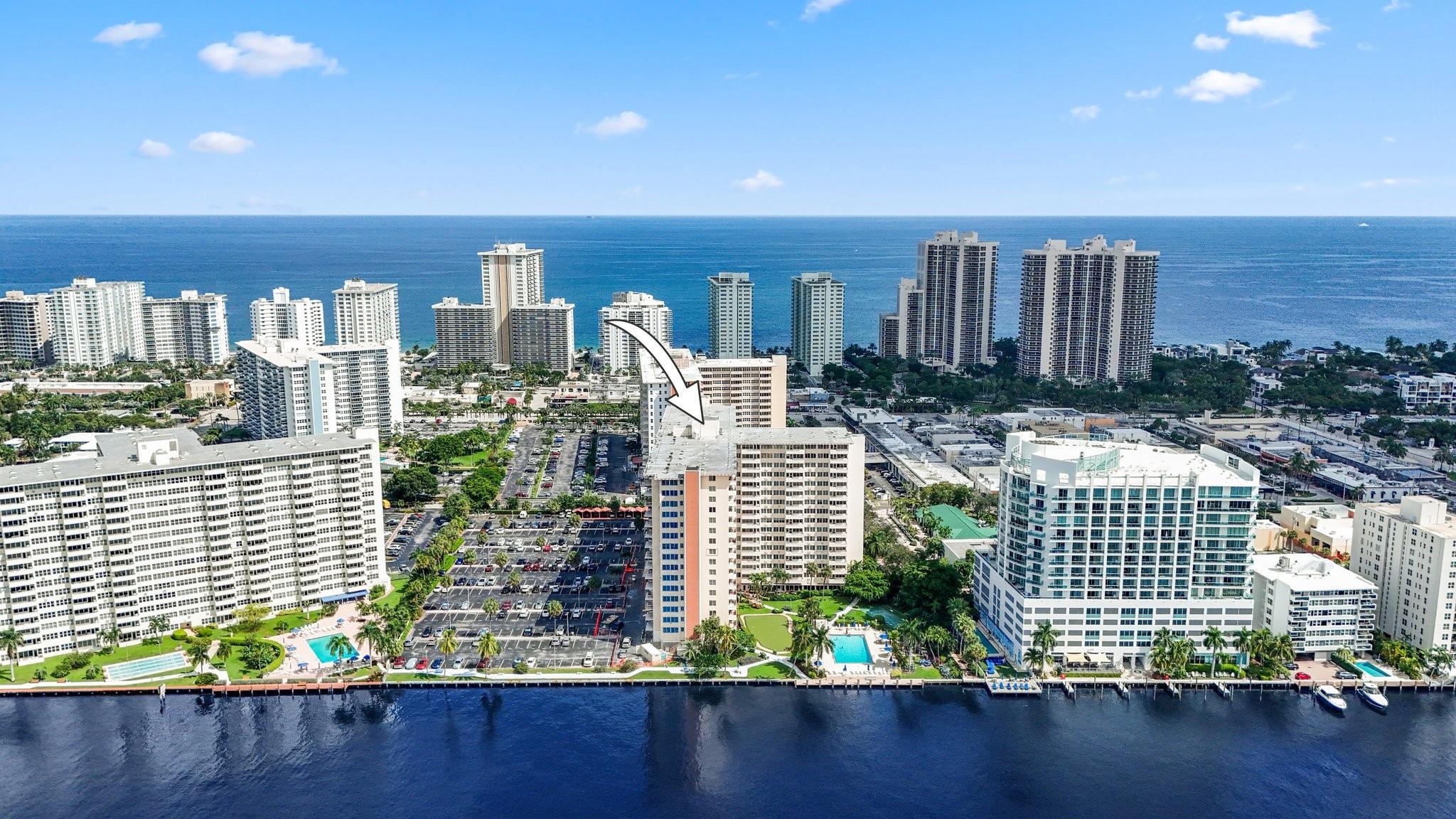 3233 NE 34th St Unit: 1512A