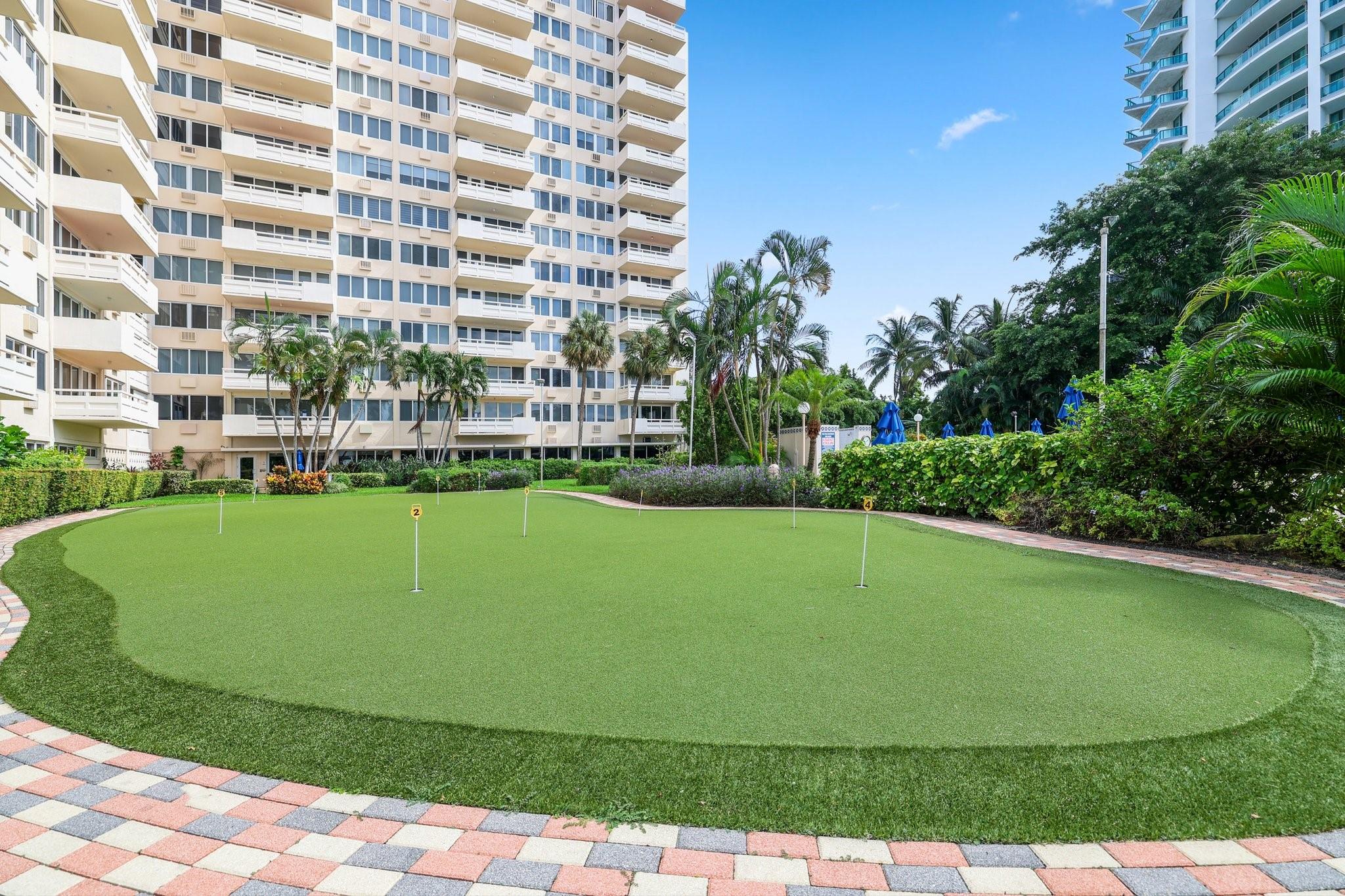 3233 NE 34th St Unit: 1512A