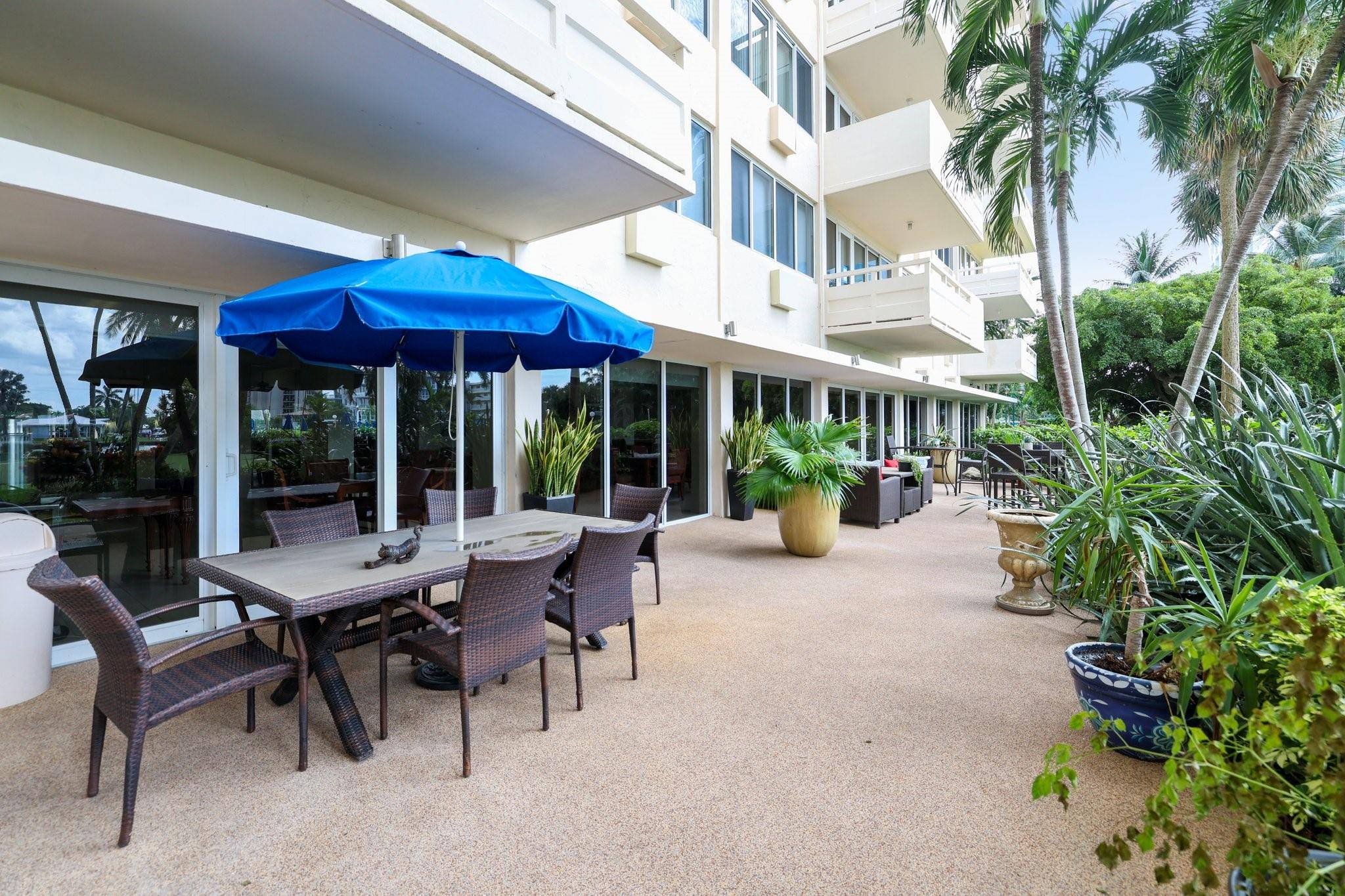 3233 NE 34th St Unit: 1512A