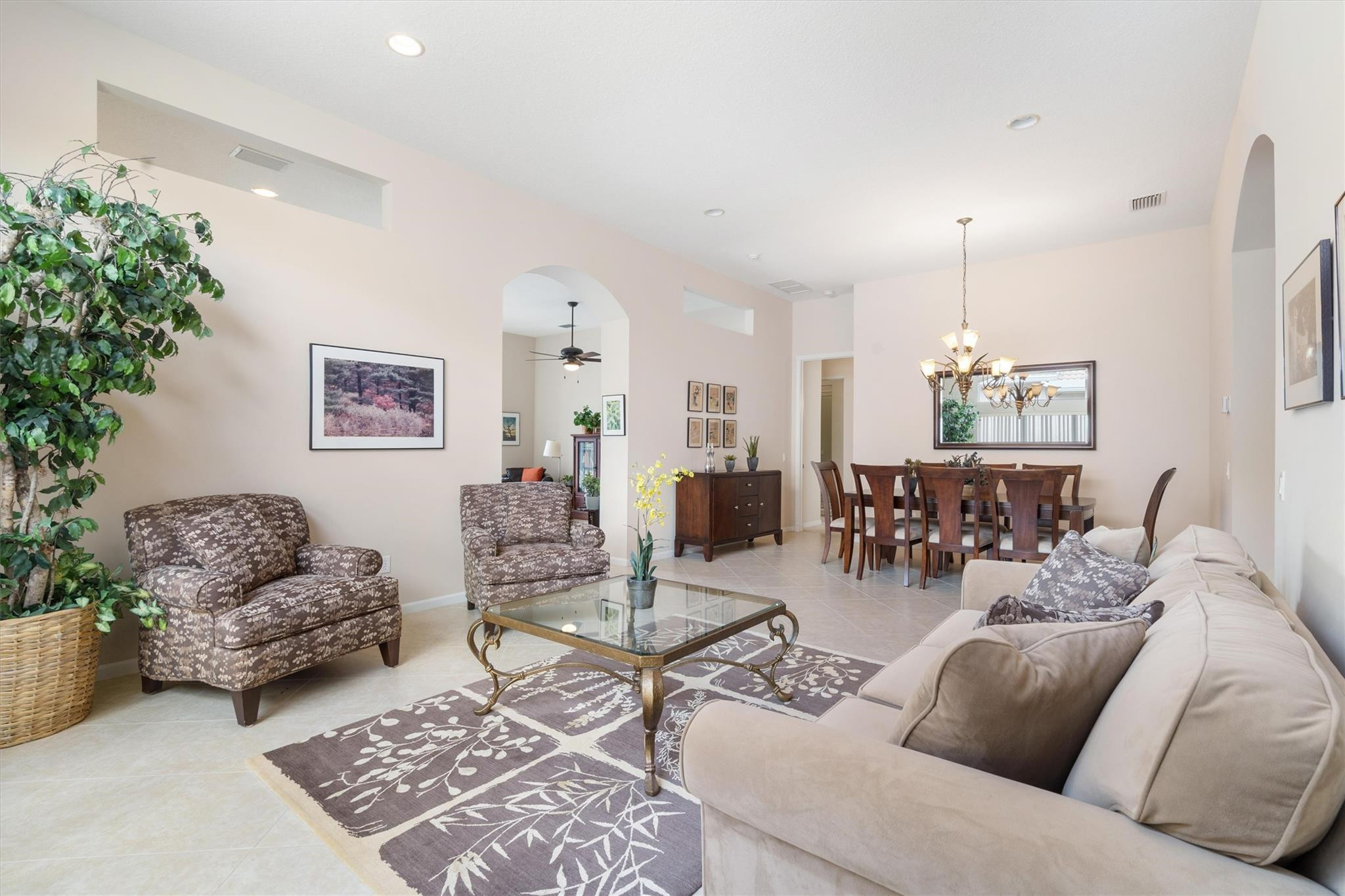 6847 Imperial Beach Cir