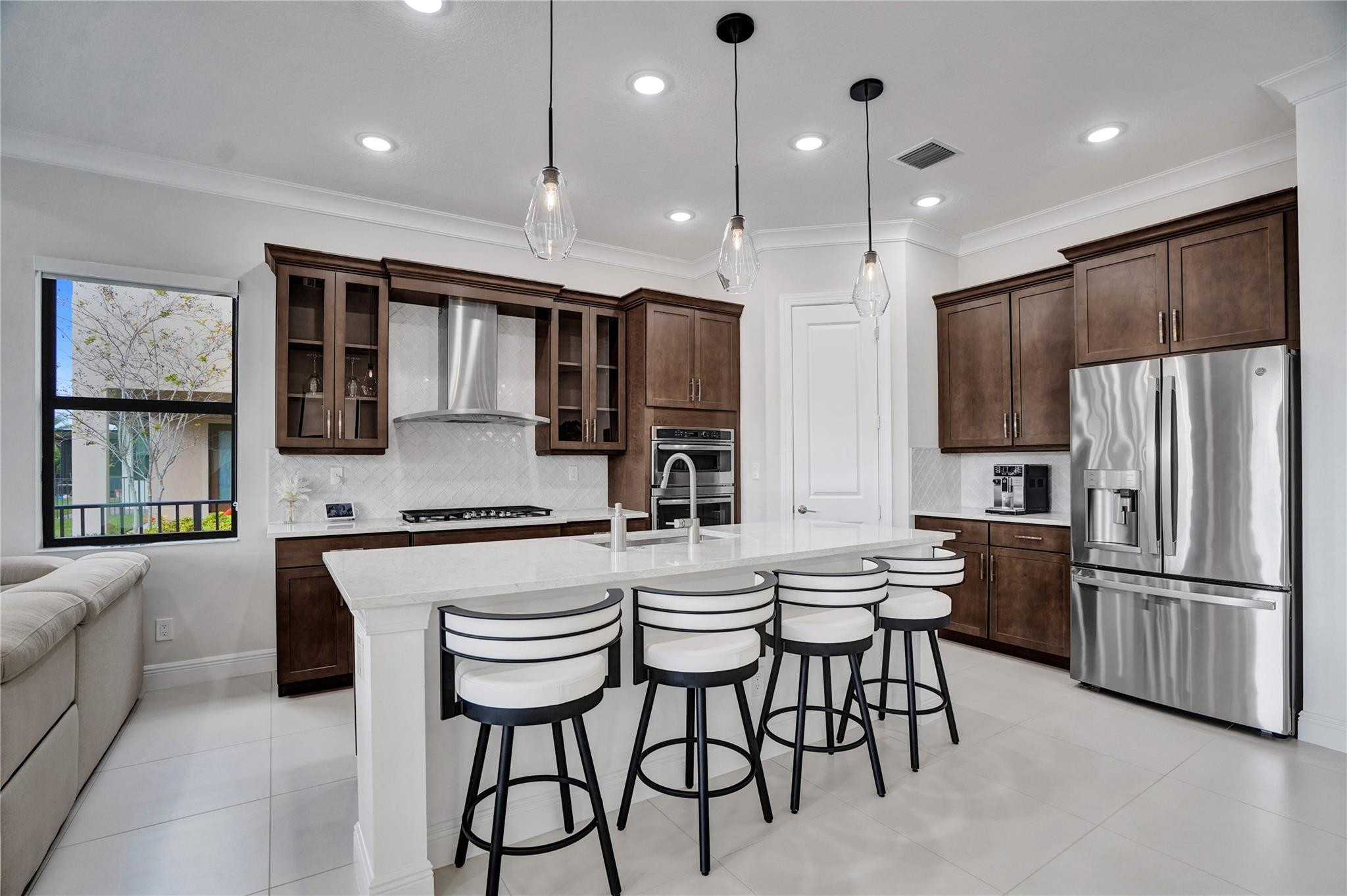 12060 Watermark Way, Parkland