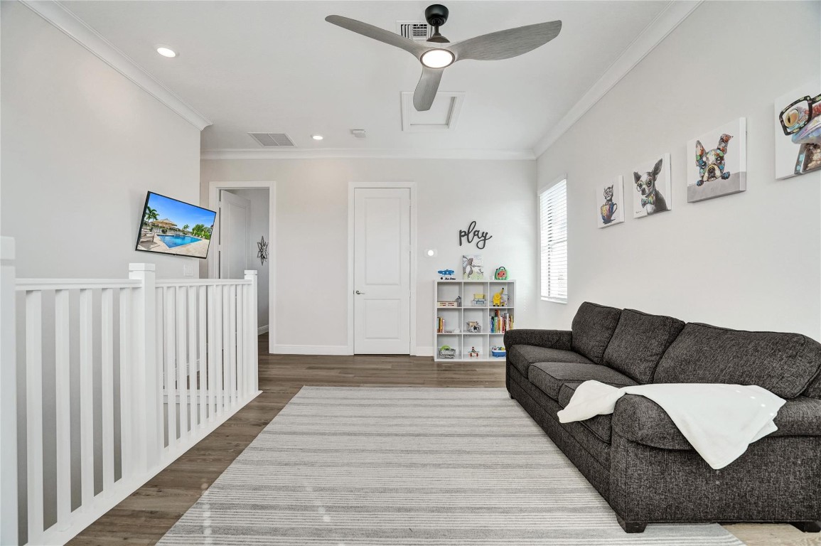 12060 Watermark Way, Parkland