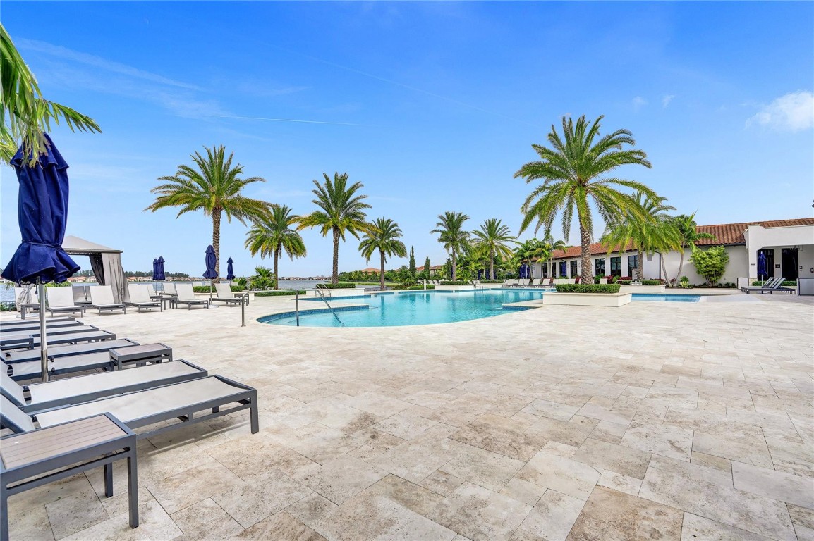 12060 Watermark Way, Parkland