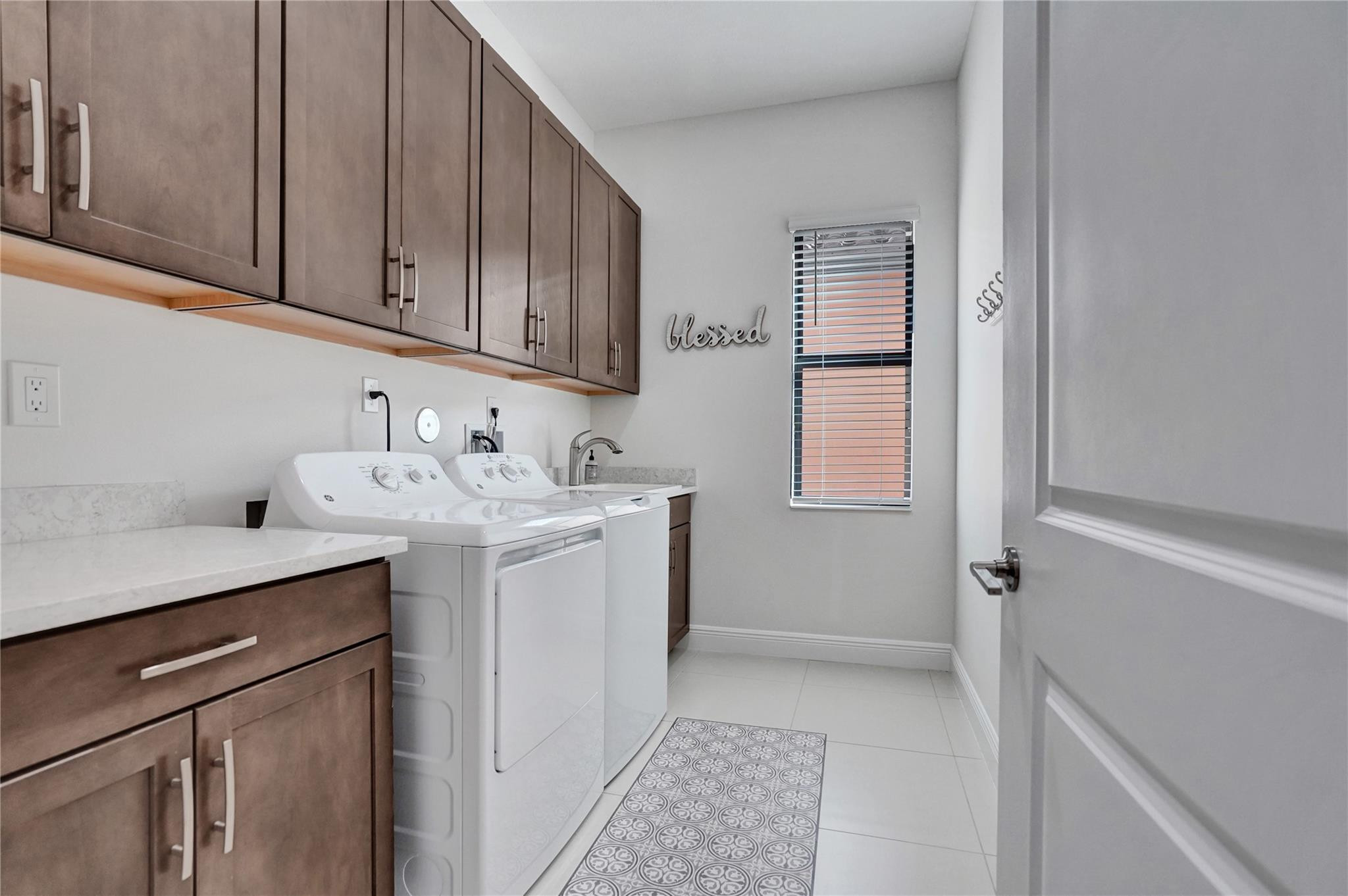 12060 Watermark Way, Parkland