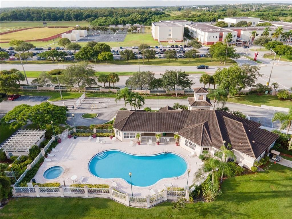 5031 Wiles Road 306, Coconut Creek Unit: 306