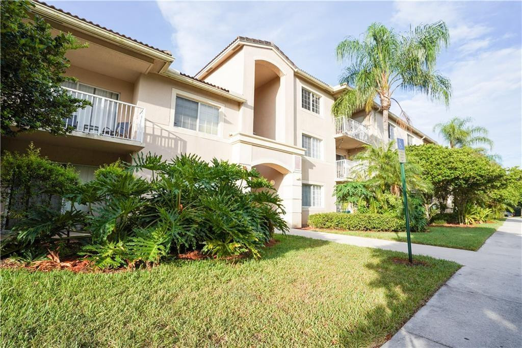 5031 Wiles Road 306, Coconut Creek Unit: 306
