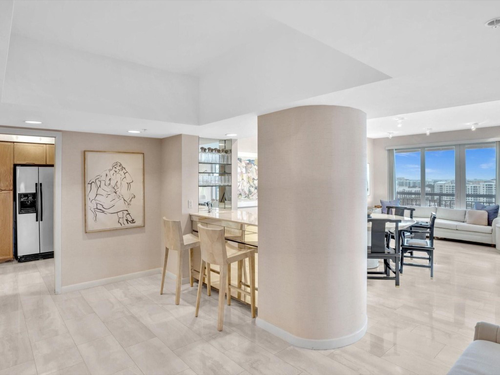 901 E Camino Real Ph-2B, Boca Raton Unit: Ph-2B